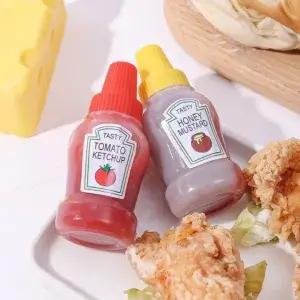 2 Pieces Mini Tomato Ketchup Bottle