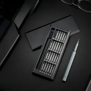 24 in 1 Changeable Precise Manual Screwdriver Set