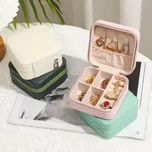 Jewelry Travel Organizer,Portable Small Jewelry Boxes Traveling Essentials for Women,Rose Red.